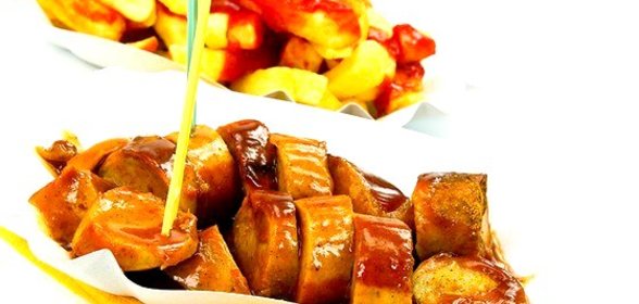 Сосиски в соусе карри