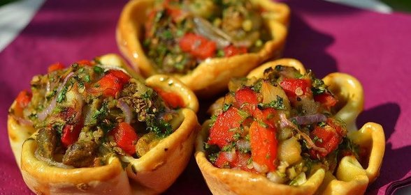 Тарталетки с баклажанами