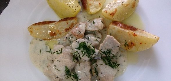 Курица кусочками в сливочном соусе
