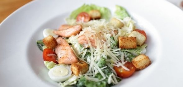 Цезарь с лососем