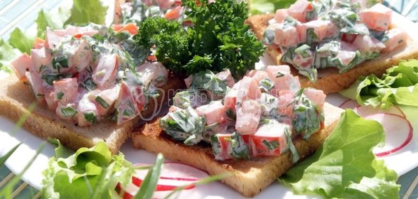 Бутерброды с помидорами