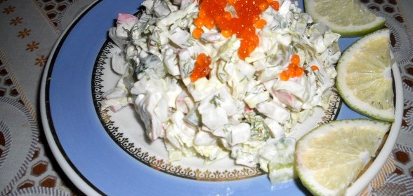 Салат с крабовым мясом и оливками