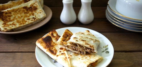 Пирожки из лаваша с мясом