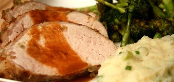 Свиная корейка с травами