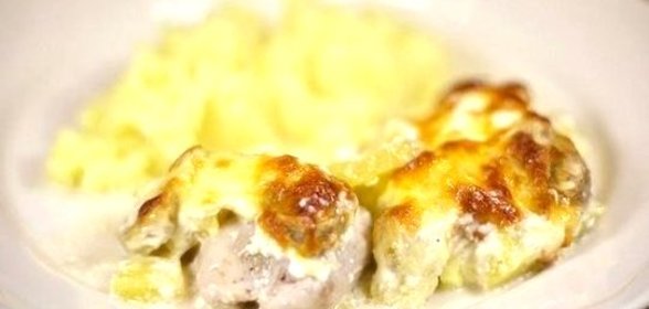 Курица с бананом и ананасом