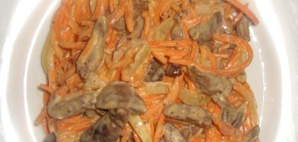 Салат с печенью и корейской морковкой