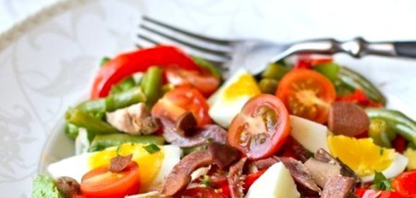 Салат «Нисуаз» с тунцом