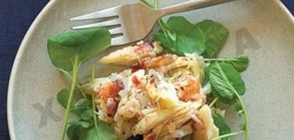 Салат из крабового мяса по-японски.