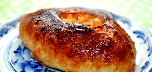 Расстегаи с рыбой и рисом