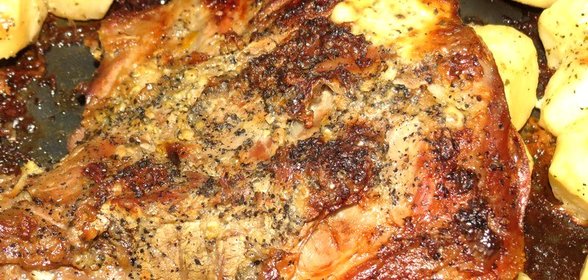 Свиные ребра с картошкой