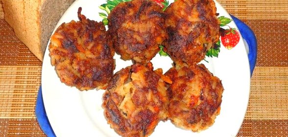 Мясные котлеты с фасолью
