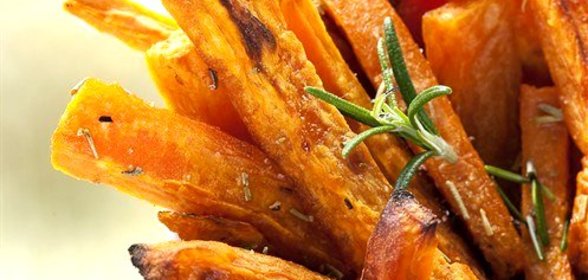 Чипсы из сладкого картофеля с ароматом мескитового дерева