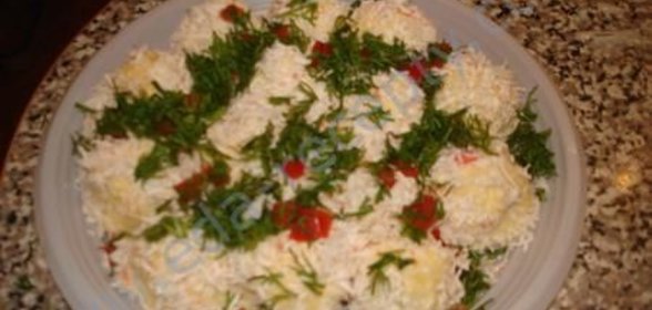 Морская капуста с кальмарами в тарталетках Приморский бутерброд
