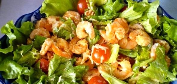 Салат с креветками