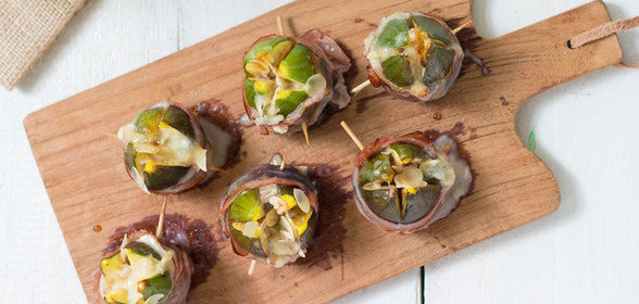 Закуска из инжира с беконом