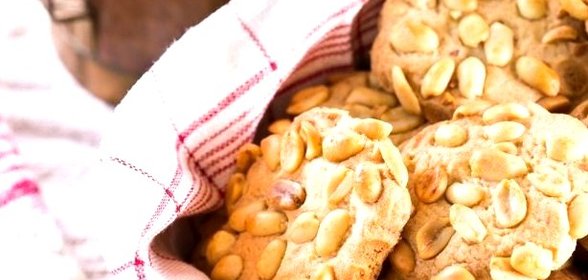 Песочное печенье с арахисом