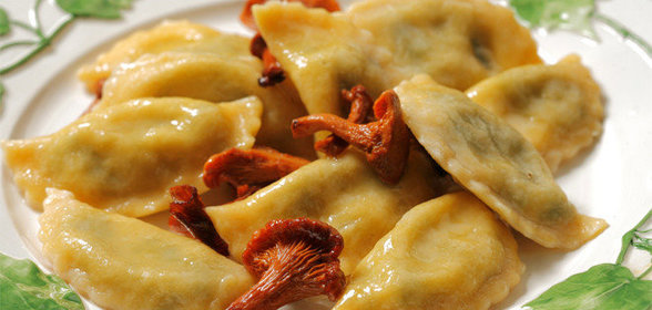 Вареники с капустой и грибами