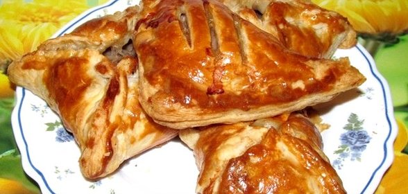 Слойки с фаршем