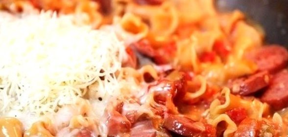 Сосиски с подливкой