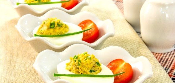 Яйца, фаршированные грибами