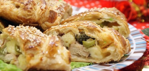 Рулет с курицей на Рождество