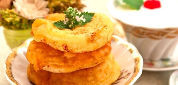 Яблоки в тесте