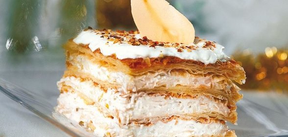 Торт Наполеон с сыром и грушами