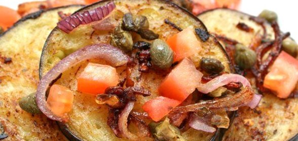 Баклажаны на гриле с сальсой