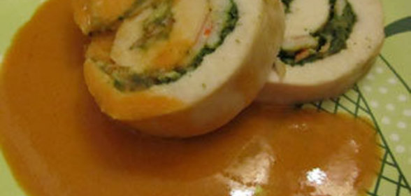 Куриный рулет с креветками и шпинатом