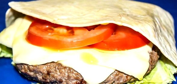Гамбургер в тортилье