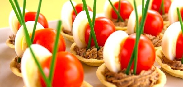 Тарталетки с печеночным паштетом