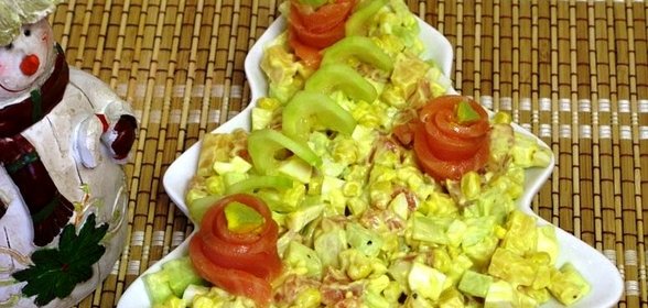 Салат с семгой соленой