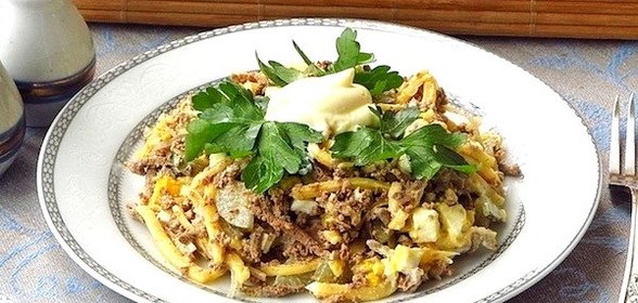 Салат из печени с сыром