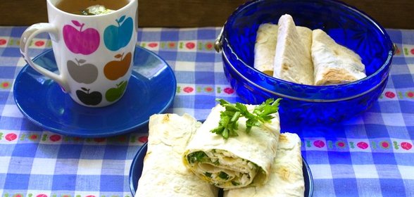 Лаваш с брынзой и зеленью