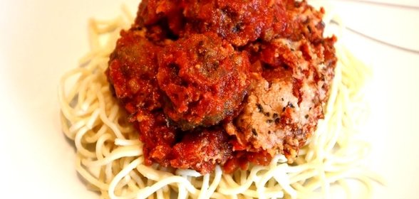 Фрикадельки в томатном соусе