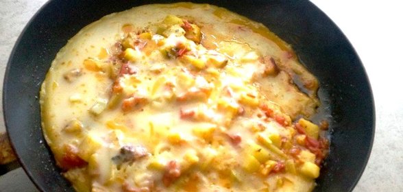 Вегетарианский овощной омлет