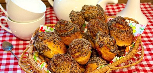 Булочки с корицей из дрожжевого теста