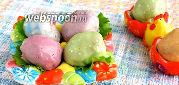 Разноцветные фаршированные яйца