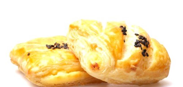 Пряные булочки из слоеного теста в микроволновой печи