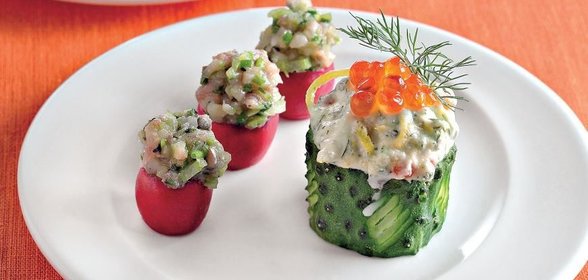 Закуски с икрой и гольцом