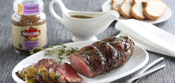 Ростбиф с кофейным ароматом и горчичным соусом