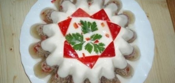 Заливное из курицы с майонезом