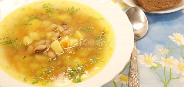 Омлет с орехами и изюмом