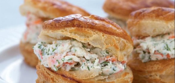 Закуска с сыром и крабами