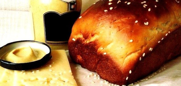 Хлеб с дижонской горчицей и прованскими травами