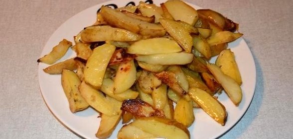 Молодая картошка по деревенски