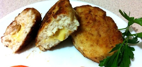 Котлеты с грибами и сыром