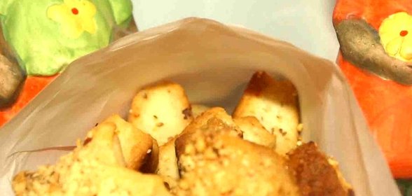 Сырное печенье с миндалем