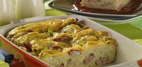 Запеканка из макарон с колбасой