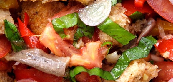 Панцанелла с красными перцами